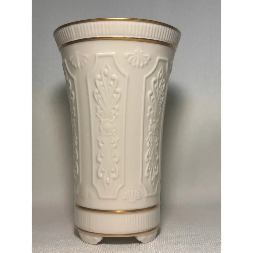 Lenox Versailles Footed Panel Vase Cream 24K Gold Trim Vintage USA 8.75”
